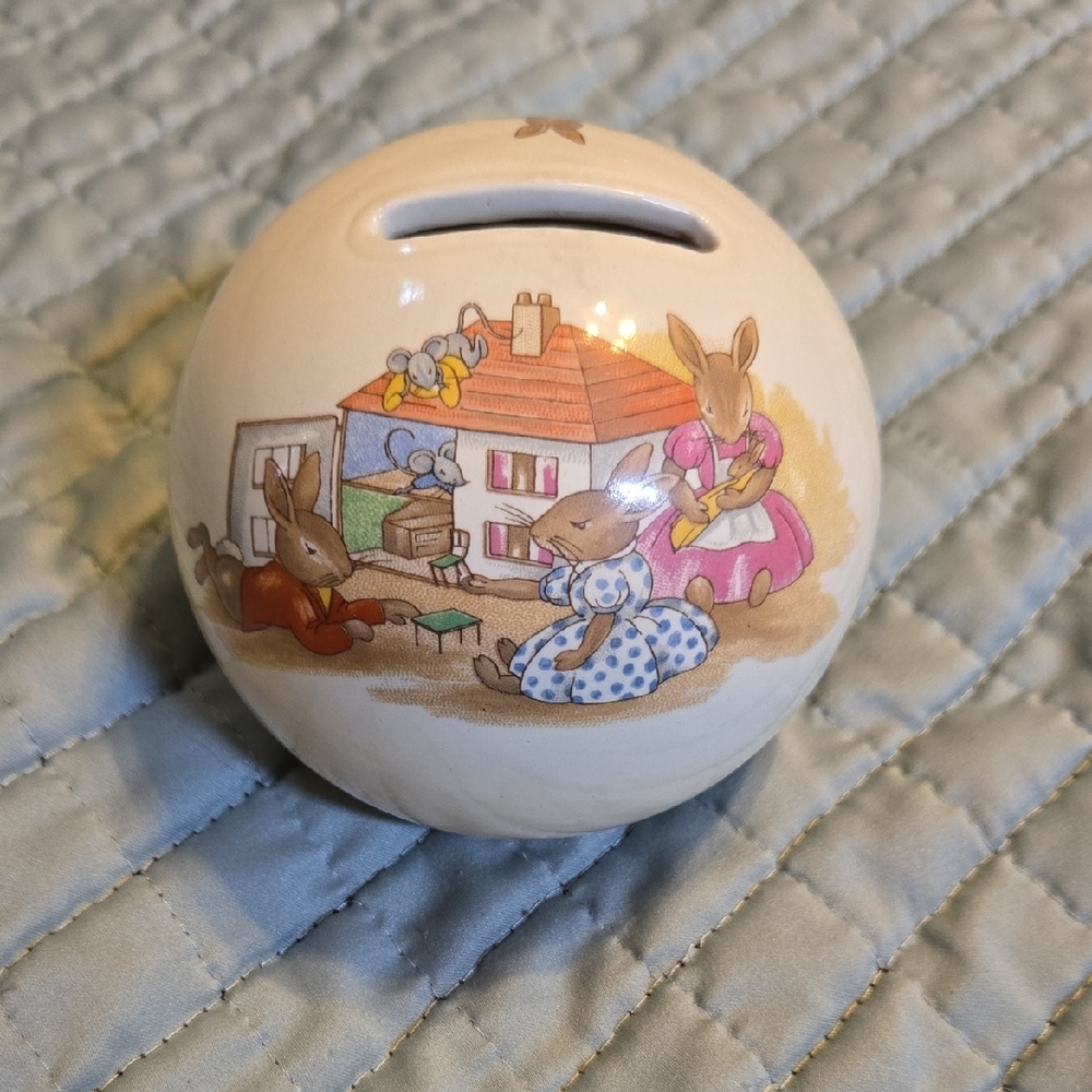 Royal Doulton BUNNYKINS  Ceramic Ball Bunny Piggy Bank